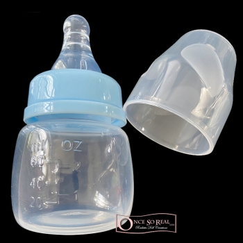 Babyflasche aus Kunststoff mit Deckel *hellblau